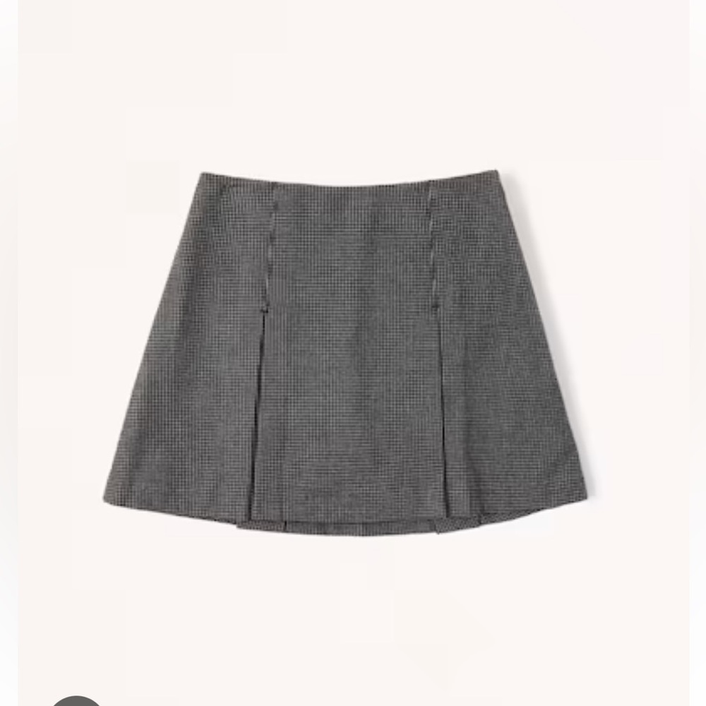 ISO Abercrombie Skort !!!!!!